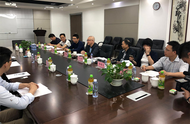 深圳市统计局局长杨新洪一行莅临8868体育首页登录公司参观调研